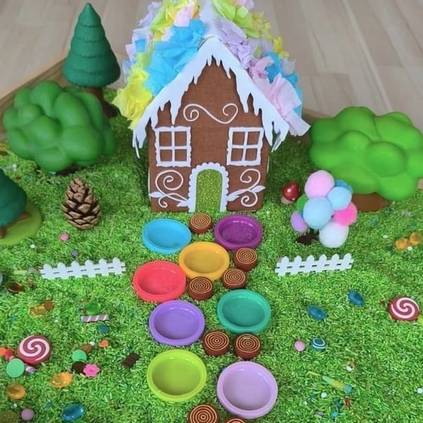 Smyslový tác PERNÍKOVÁ CHALOUPKA